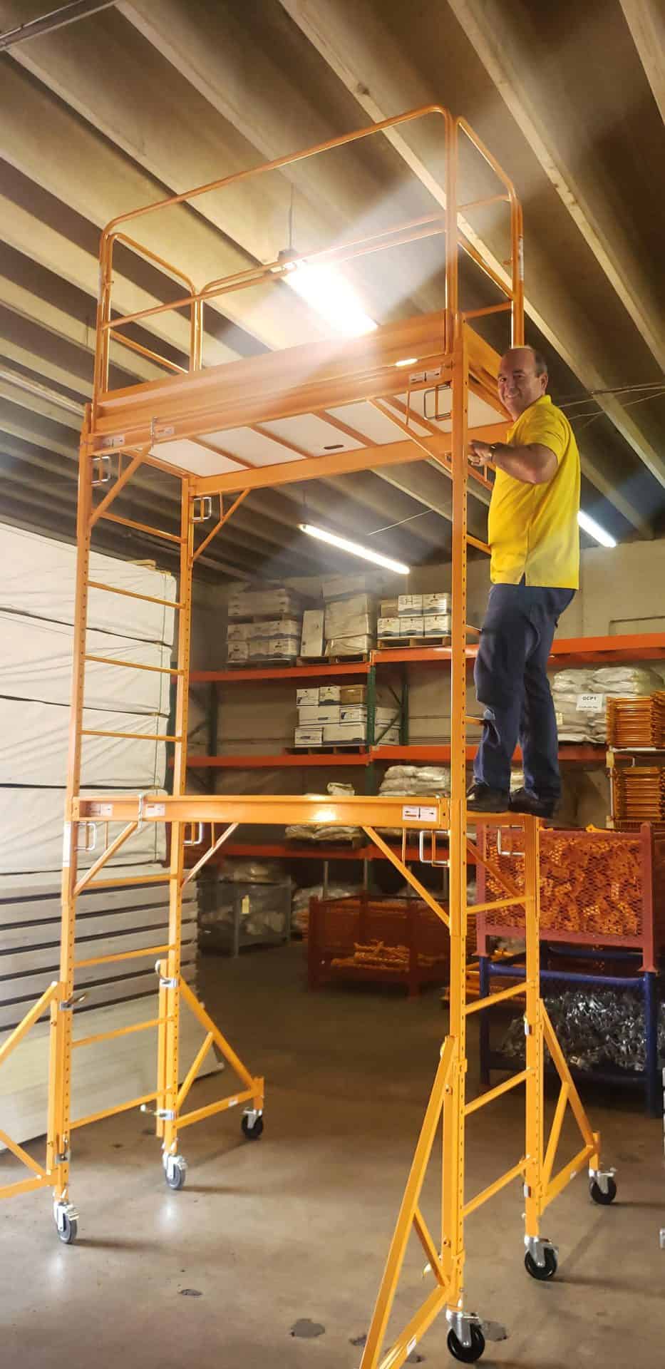 ALL PURPOSE UNIT WITH WHEELS