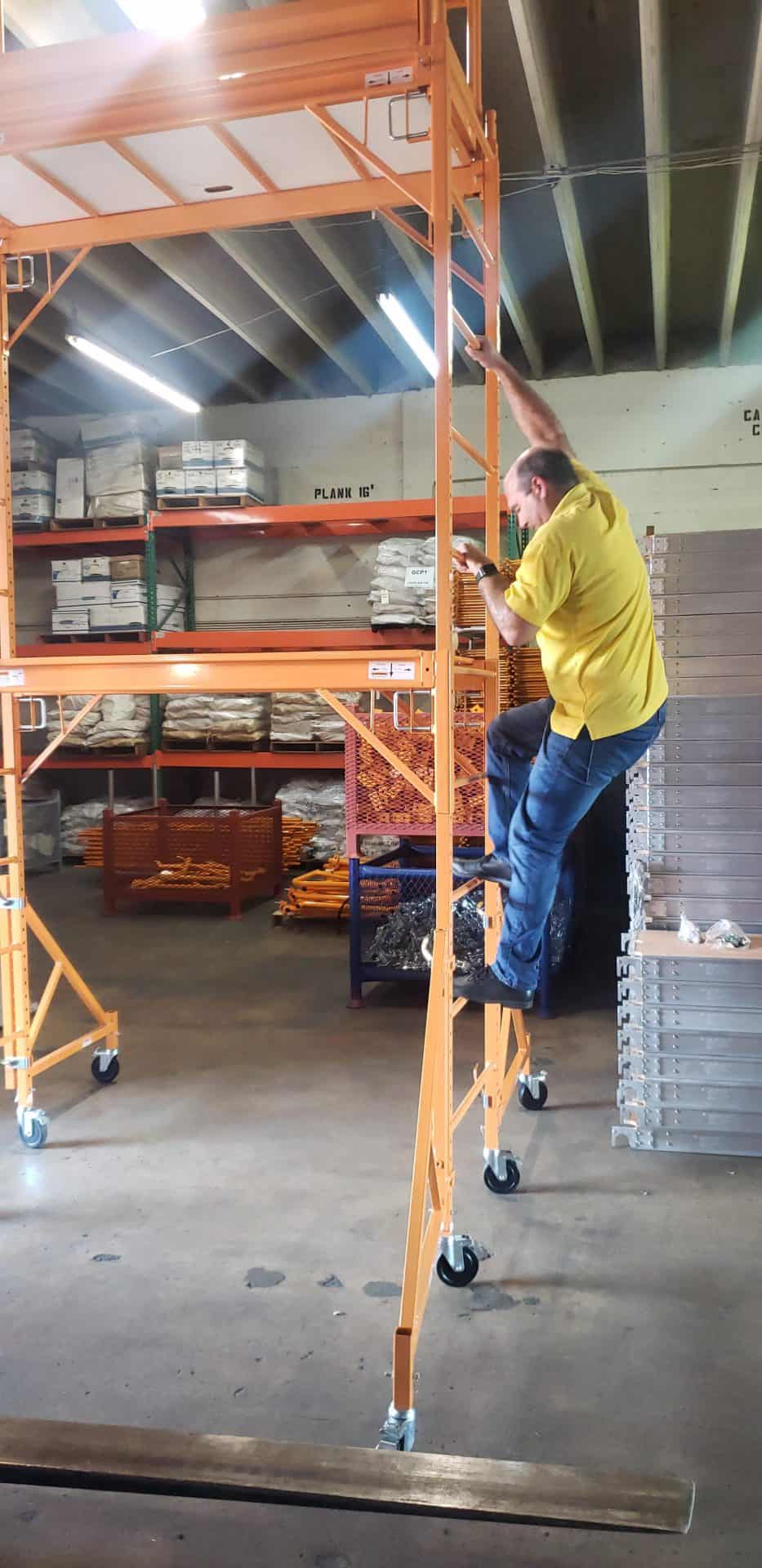 ALL PURPOSE UNIT WITH WHEELS