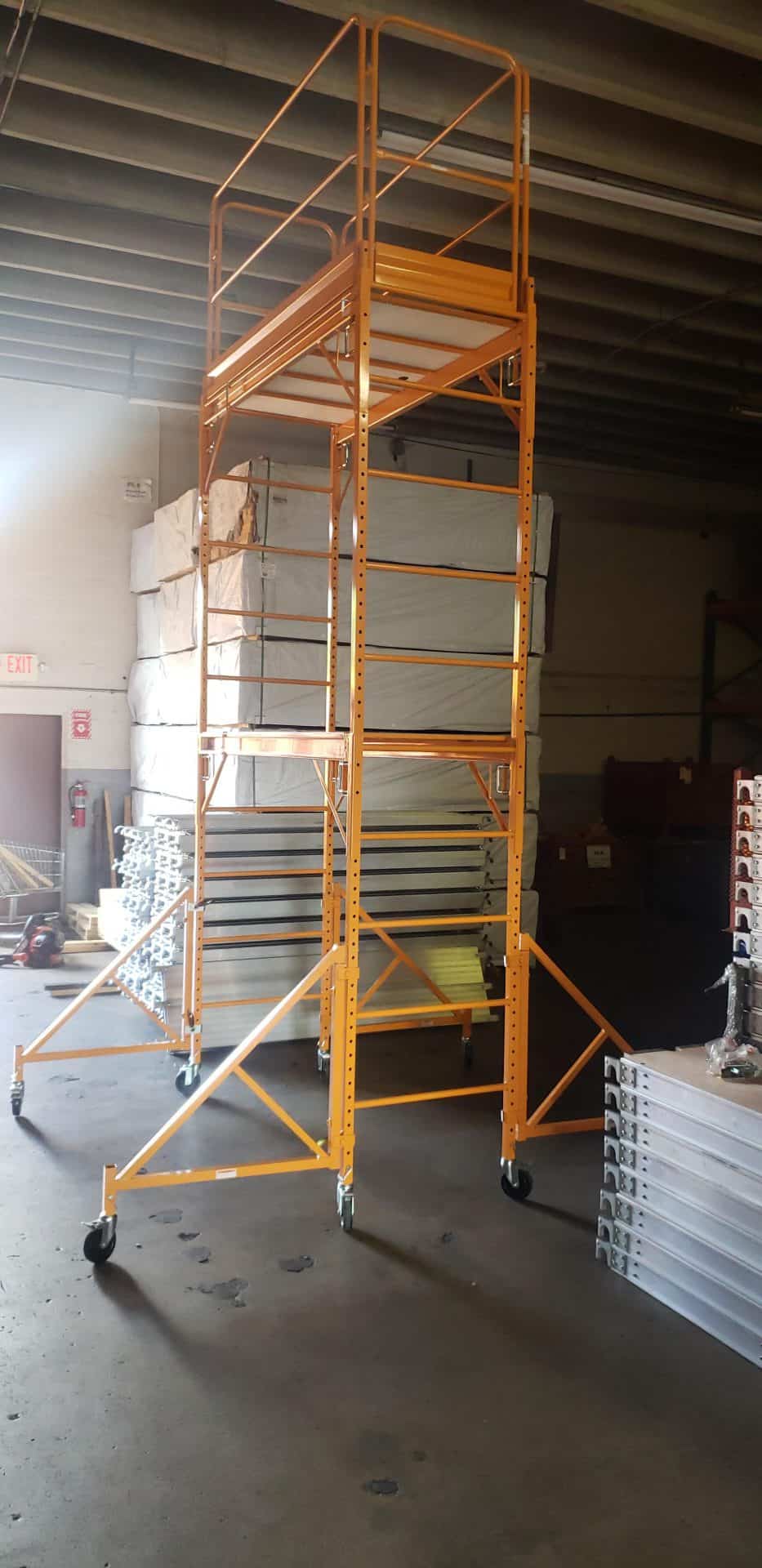 ALL PURPOSE UNIT WITH WHEELS