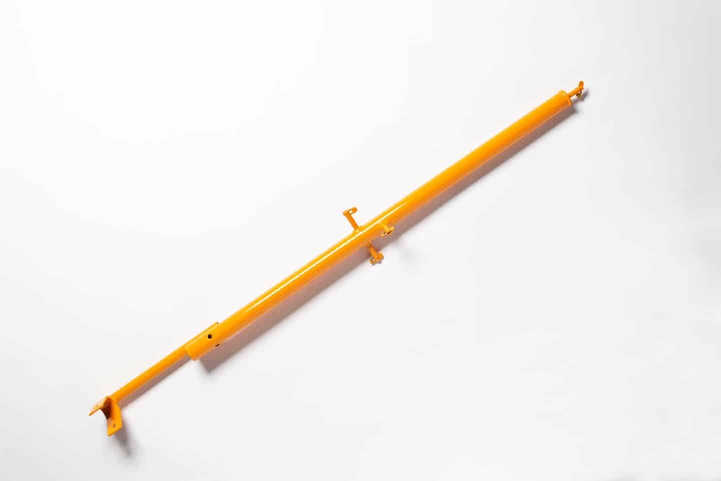 GUARD RAIL POST W/KICKER